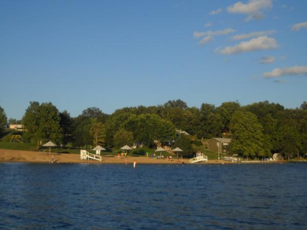 Lake Thunderbird photo