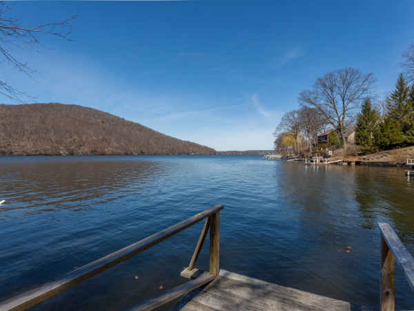 Lake Candlewood photo